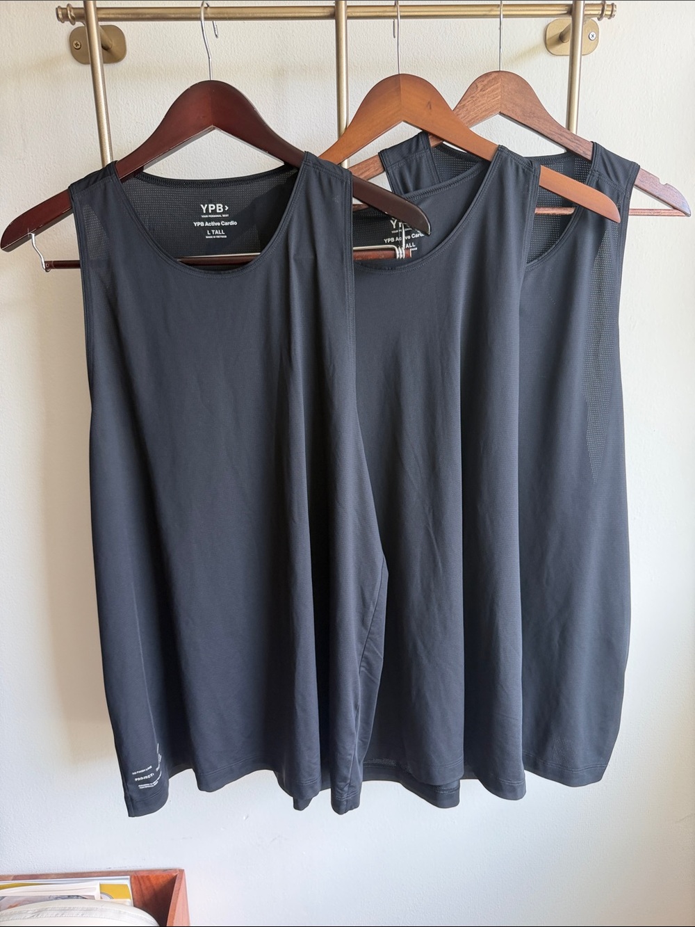 🎇SALE 🎇 ABERCROMBIE 🎇 MUSCLE TANK 🎇 LRG 🎇 BLACK 🎇 SET OF 3